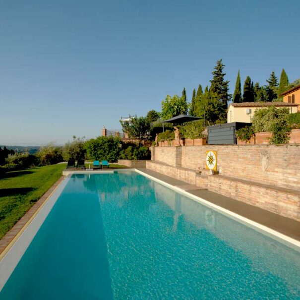 Villa Bellavista swimming pool terrace in a sunny day - Villa rentals by Timeless Tuscany